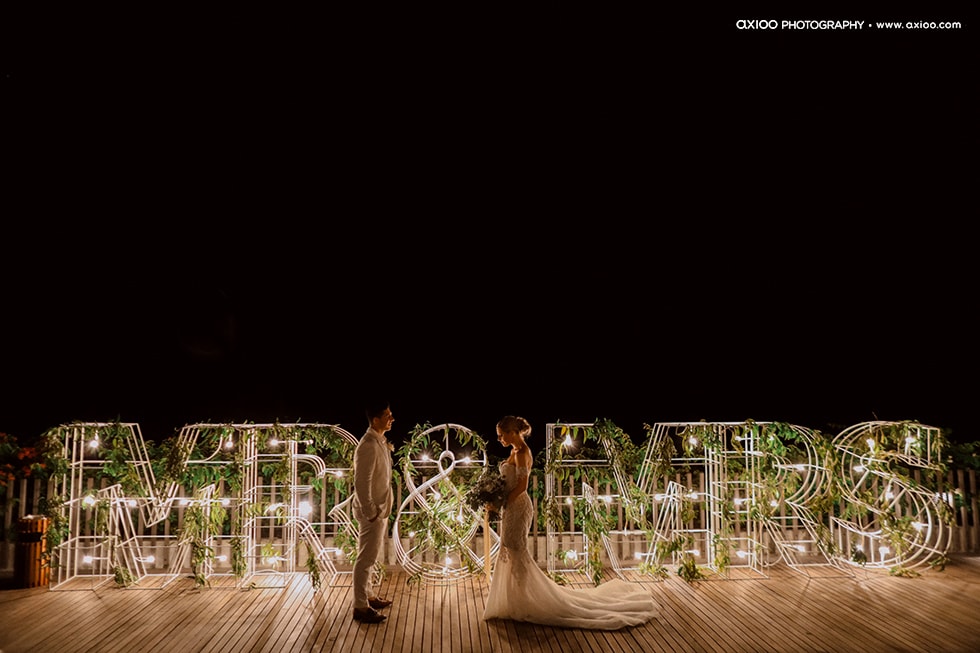 Axioo: Organic Tropical Wedding